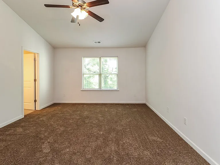 2100 Mingus Cabin Ln — Photo 10