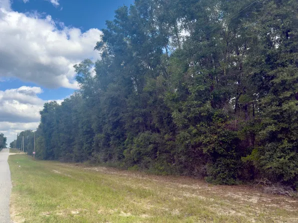 100 BRADFORD Street, Hawthorne, FL 32640