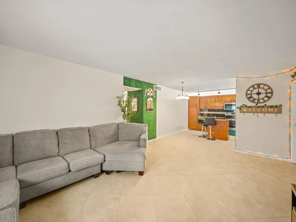 4528 SW 54th Street #302-B, Dania Beach, FL 33314