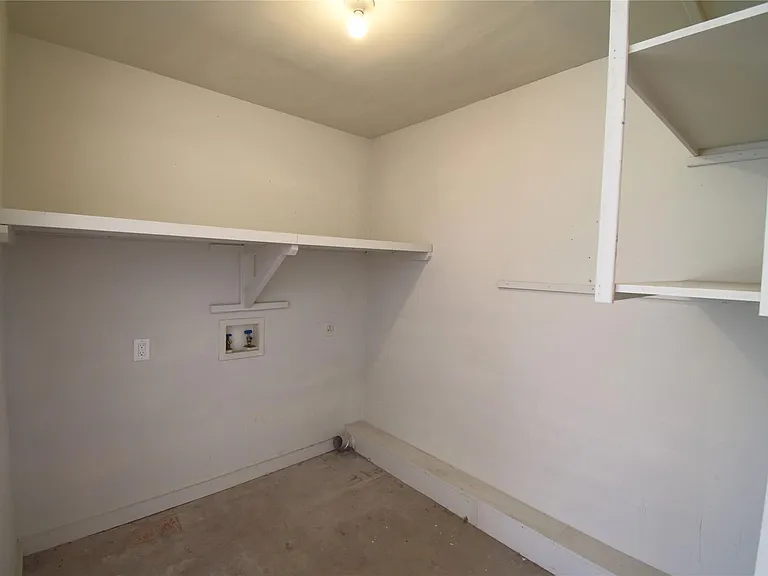 5936 Cherry Loop #B — Photo 21