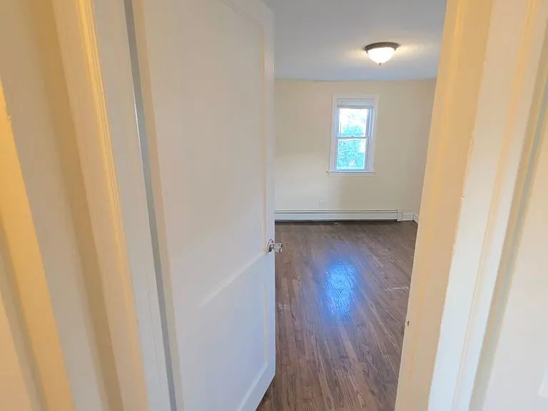 121VictorStfronthouse — Photo 6