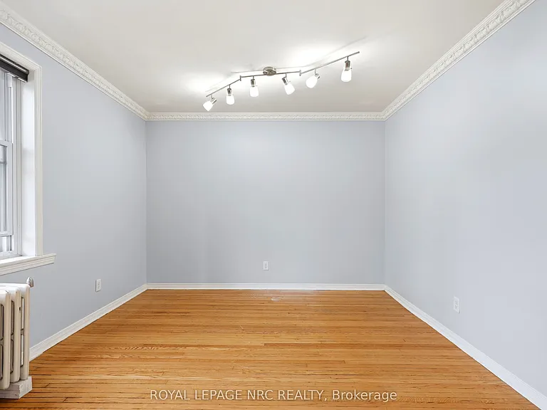 356 N Hunter St E #11 — Photo 14