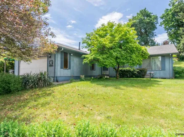 361 W Pine St, Sweet Home, OR 97386