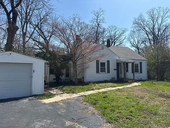 3rd image of 7506 Melba Ln