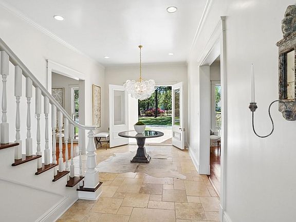 5th image of 1 Cardinal Rd