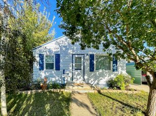 1541 7th St SW, Minot, ND 58701