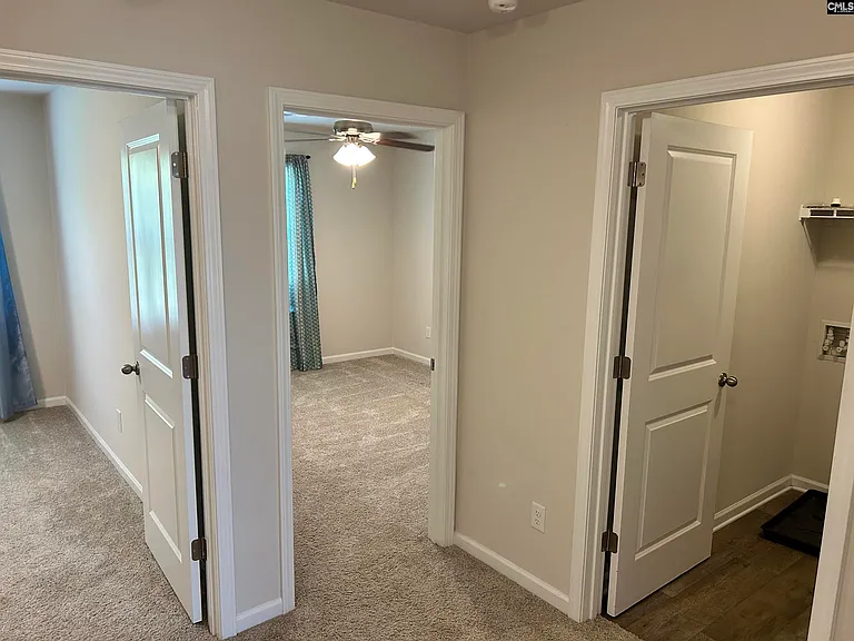 1071 Crescent Moon Loop — Photo 16