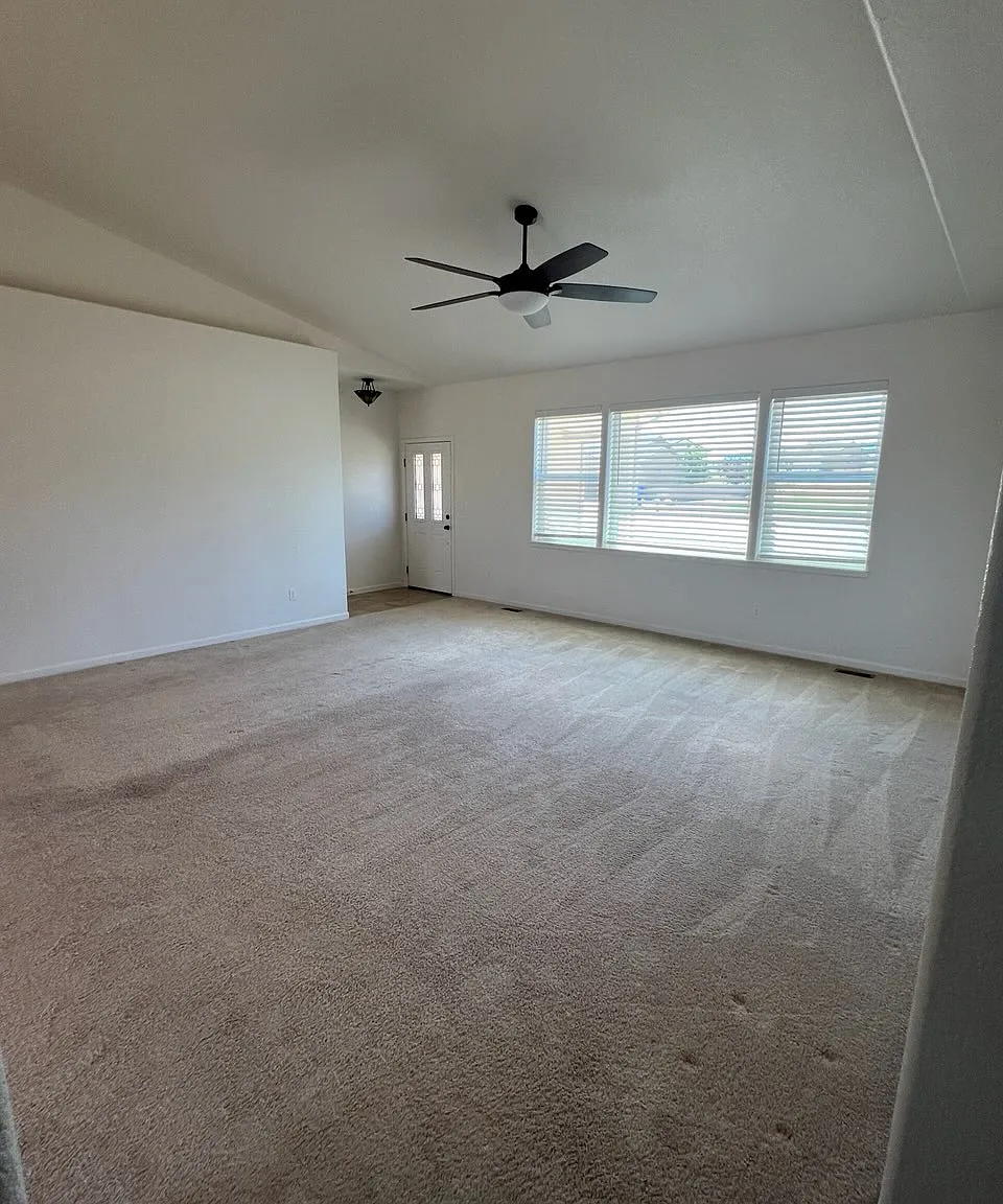 421 Gold Canon Drive — Photo 2