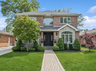 725 Park Plaine Ave, Park Ridge, IL 60068