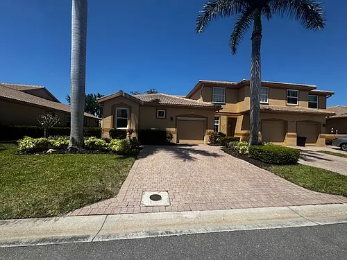 7850 Lake Sawgrass Loop #4111 Photo 1