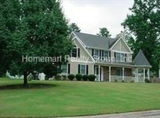 1090 Johns Landing Ct, Lawrenceville, GA