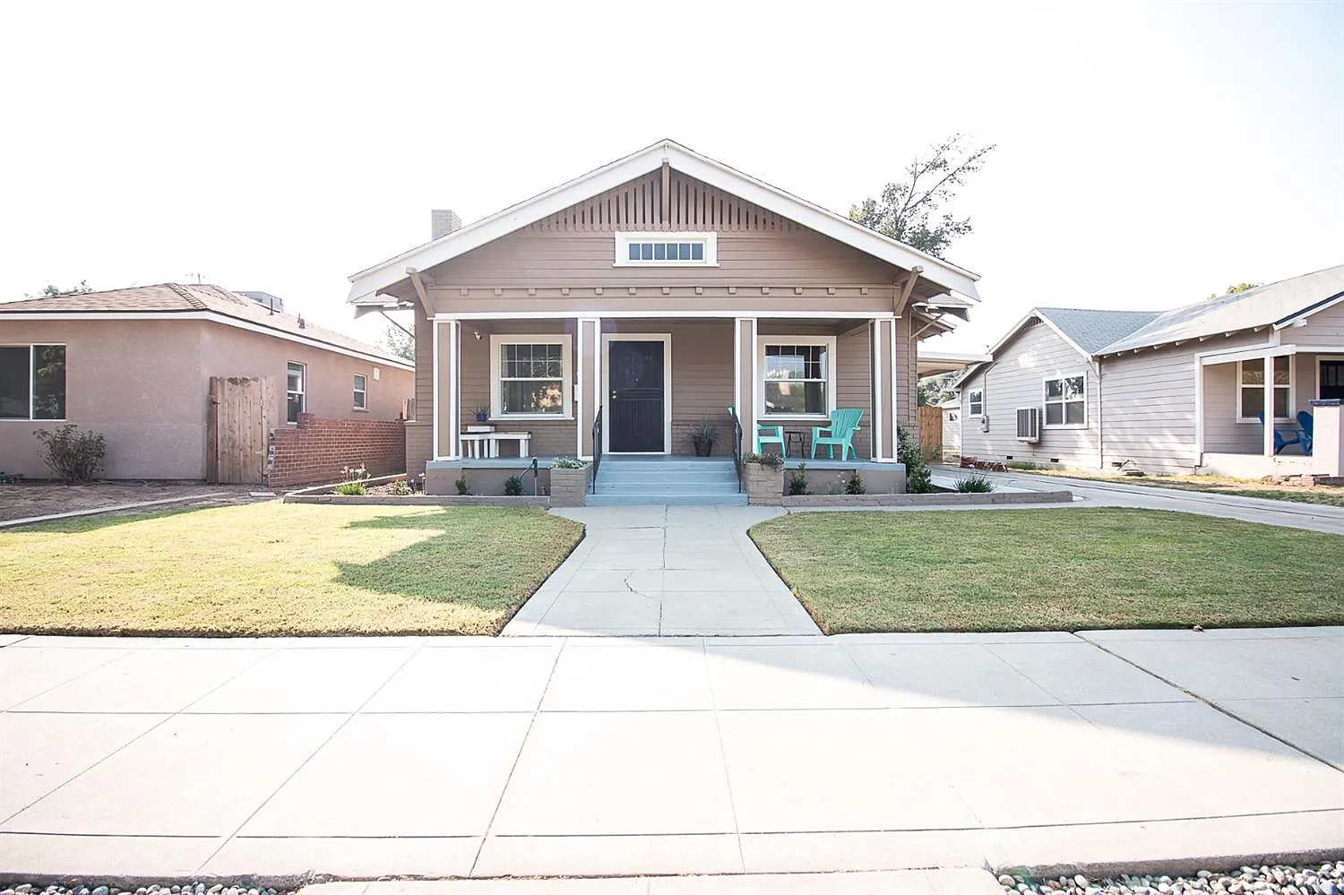 1371 N Del Mar Ave photo 1