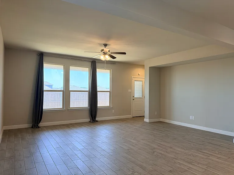1132 Kirkham Way — Photo 8