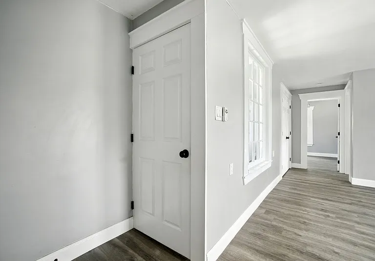 656 Florida Ave — Photo 20