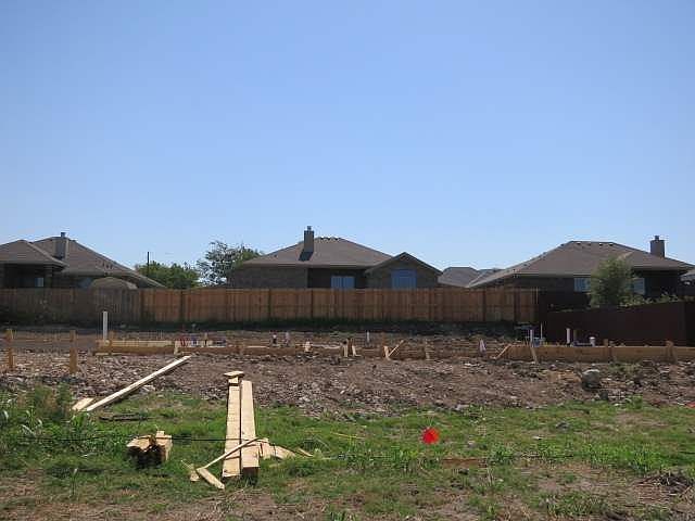 2nd image of 1713 Shadow Canyon Dr