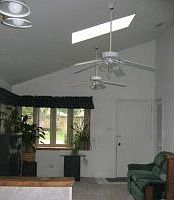 2nd image of 402 N 2nd Ave