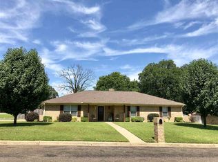 8 Lookout Ct, Longview, TX 75605