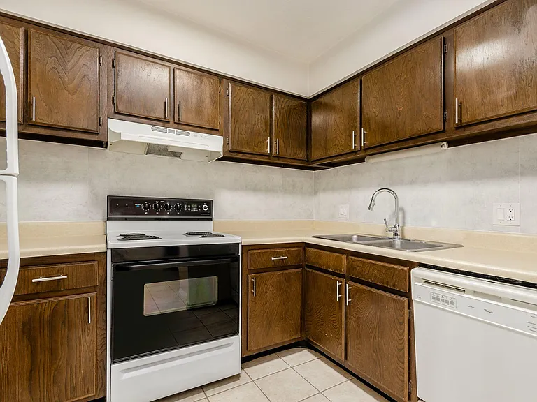 4445 Mobile Dr #2 — Photo 2