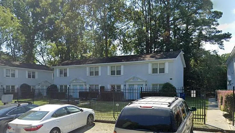 802 Willow St #2 — Photo 2