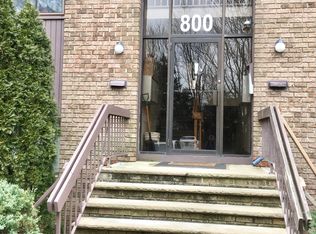 812 Wood Mill Dr #812, East Windsor, NJ 08512