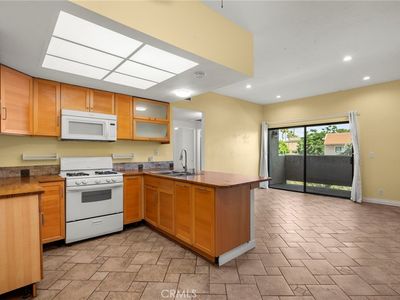 10943 Laurel Canyon Blvd Unit C10, San Fernando, CA, 91340