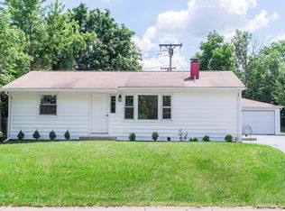 336 Amarillo Dr, Carpentersville, IL 60110