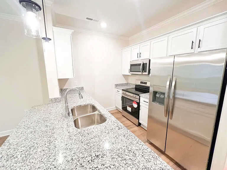 901-721 Plano Rd #901 — Photo 6
