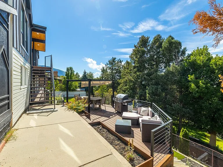 8784 S Russell Park Rd — Photo 87
