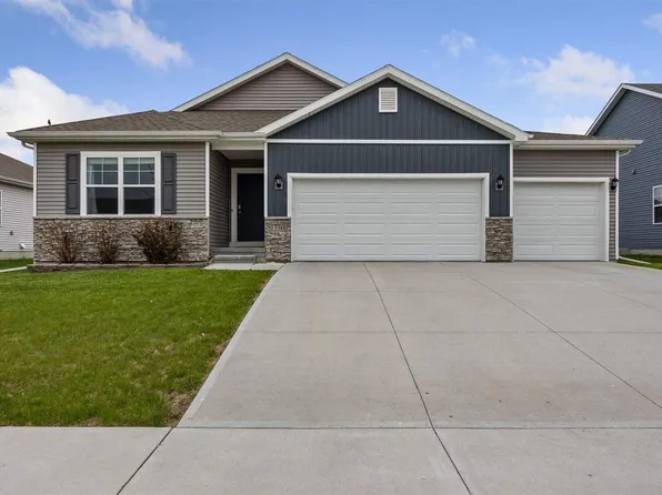 1330 Chipman Ln, North Liberty, IA 52317