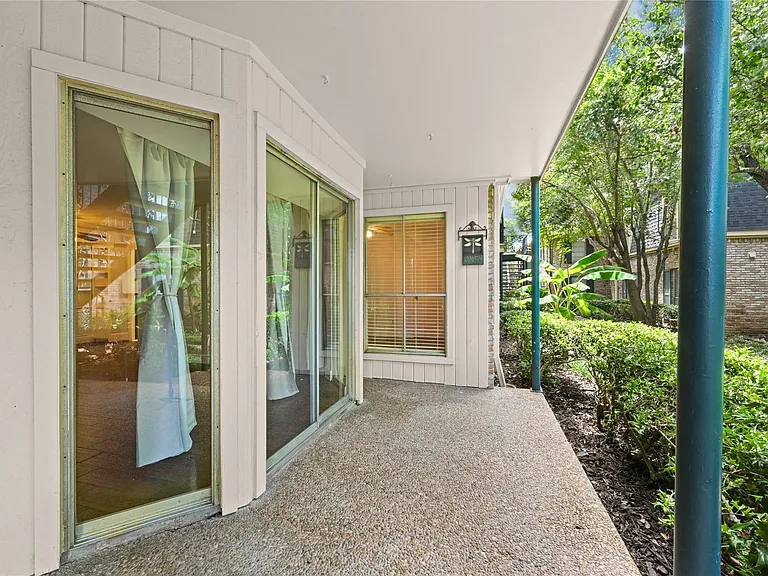 800 Post Oak Blvd #73 — Photo 17
