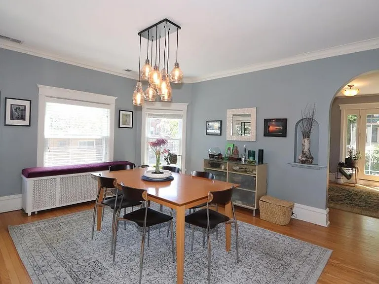 916 Pleasant St #2 — Photo 6