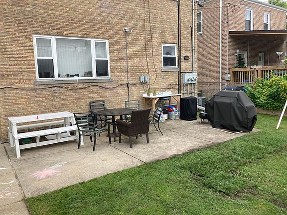 3rd image of 2740 W Catalpa Ave Floor 2