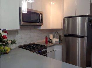 60-09 Gates Ave #2R, Ridgewood, NY 11385