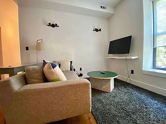 5th image of 1314 Pacific St #2
