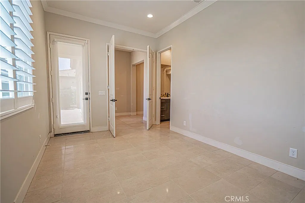 4 bed, 2740 sqft, $3,800 — Photo 4