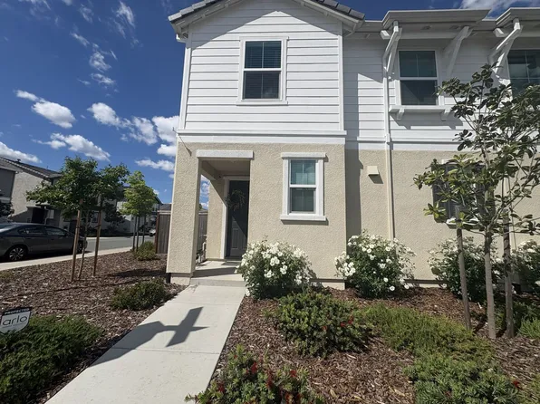 8213 Ocho Way, Elk Grove, CA 95757