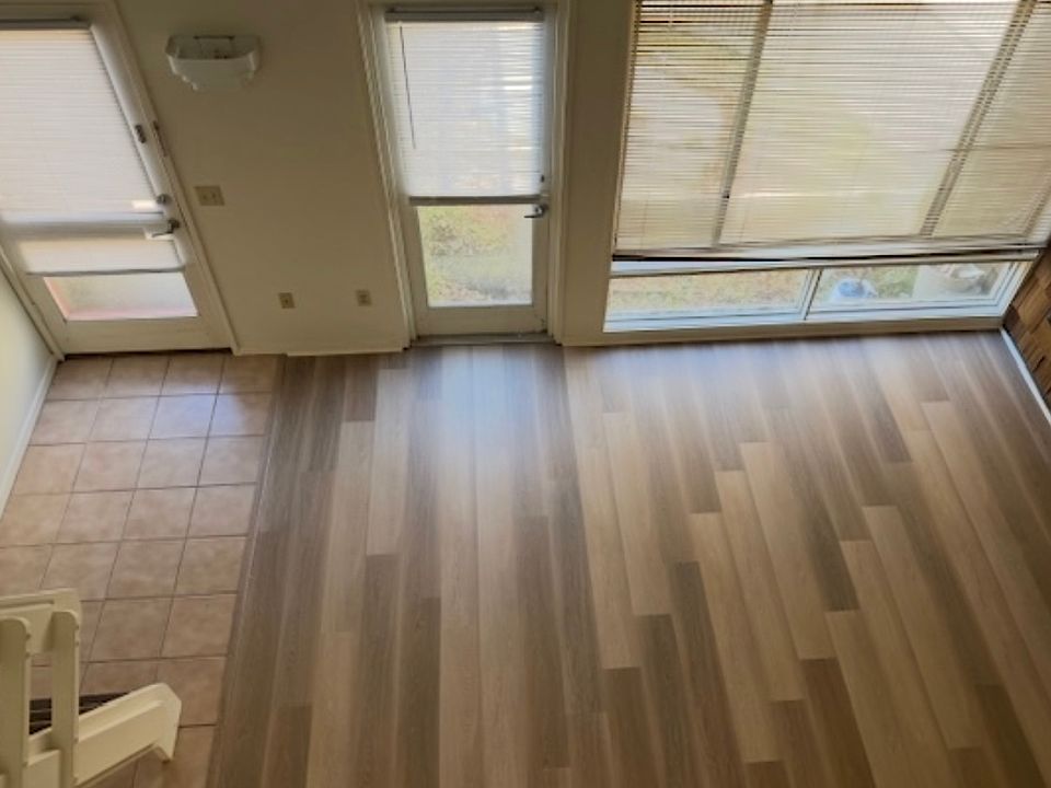 1st image of 828 Oakleigh Ave APT 17