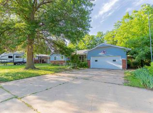 7 Summit Cir, Stillwater, OK 74075