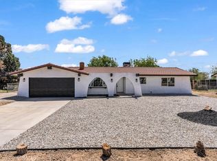 13101 Algonquin Rd, Apple Valley, CA 92308