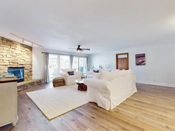 840 Kendall LANE #5D, Lake Geneva, WI 53147