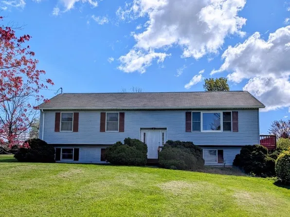 4096 Old Salt Rd, Skaneateles, NY 13152