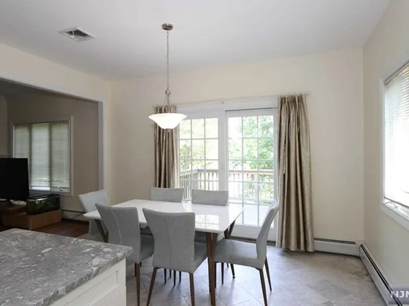 1513 13th Street image 14 of 26