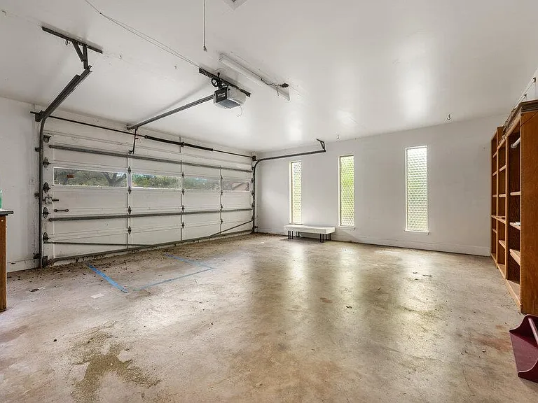 1003 Minda Dr — Photo 35