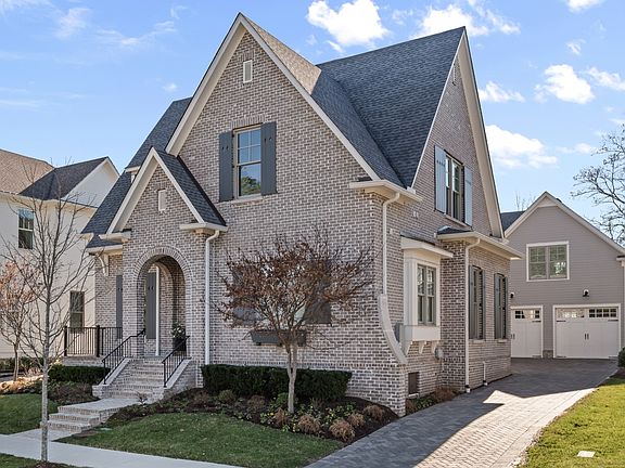 2nd image of 155 Splendor Ridge Dr