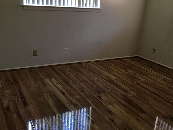 4th image of 5611 Cary Grant Dr