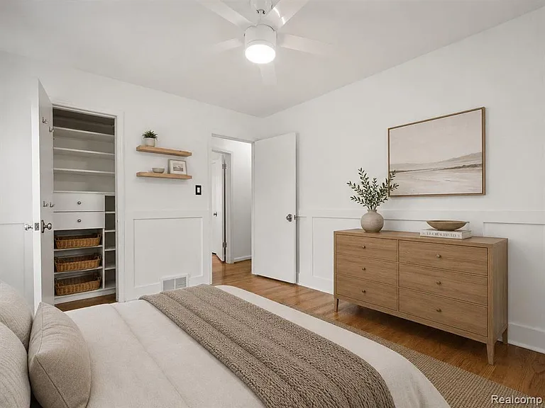 2090 Bradford Rd — Photo 14
