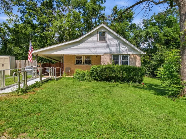 216 Walton Ferry Rd, Hendersonville, TN 37075
