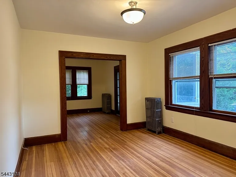 15 Walnut Pkwy #1 — Photo 6