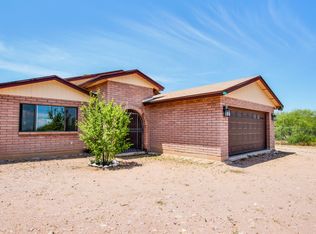 454 Fronda Ct, Rio Rico, AZ 85648