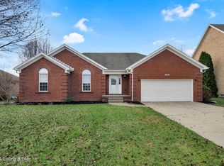 631 Circle Valley Dr, Louisville, KY